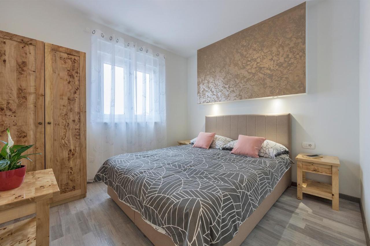2 Bedroom Apartment Peroj فاجانا المظهر الخارجي الصورة
