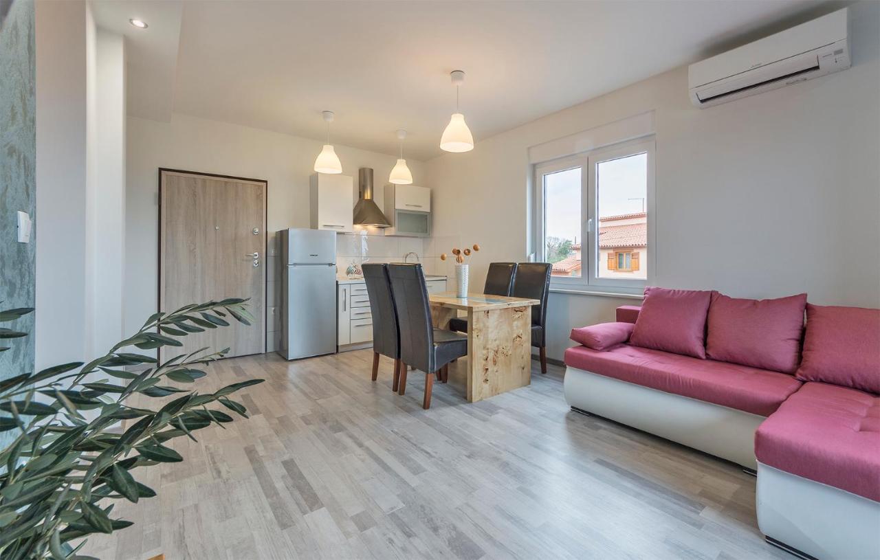 2 Bedroom Apartment Peroj فاجانا المظهر الخارجي الصورة